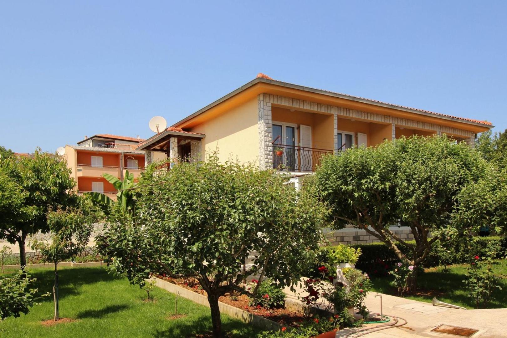 Apartments Nevenka K. Čižići المظهر الخارجي الصورة